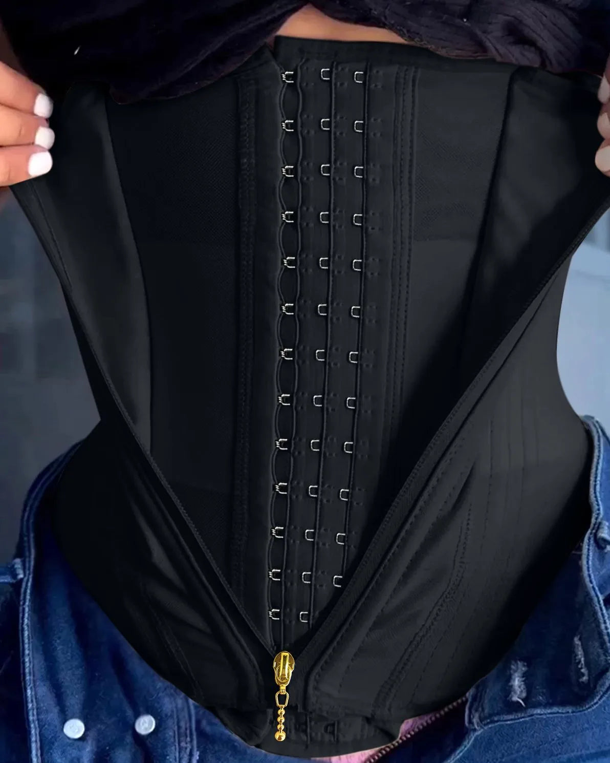 Camiseta sin mangas con cremallera y pecho